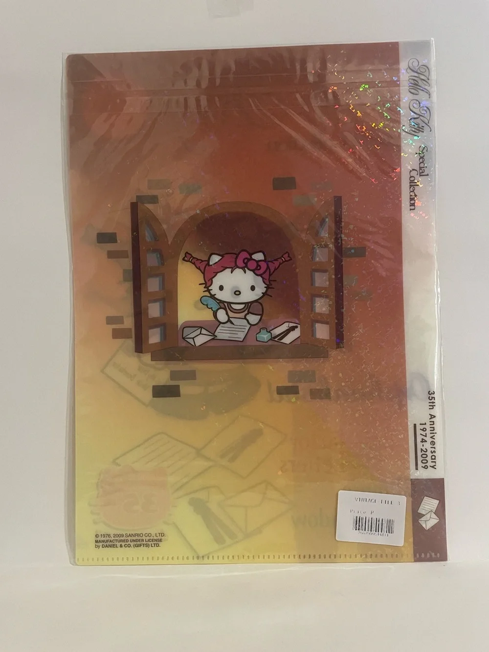 Hello Kitty 35th Anniversary A4 Folder–Pippi Longstocking Japan Exclusive RARE
